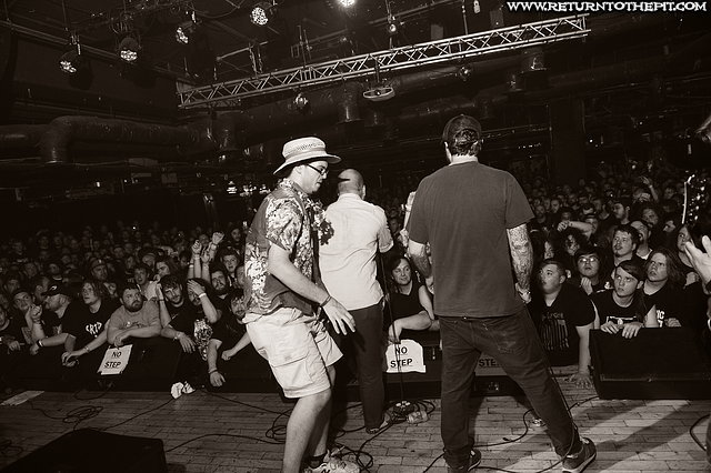 [agoraphobic nosebleed on May 23, 2015 at Baltimore Sound Stage (Baltimore, MD)]