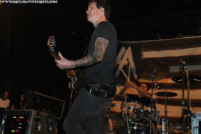 [angels and airwaves on Jul 23, 2008 at Comcast Center - Vans 1 Mainstage (Mansfield, MA)]