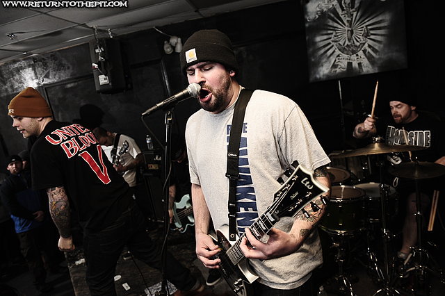 [born low on Jan 21, 2012 at Anchors Up (Haverhill, MA)]