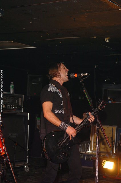 [cage 9 on Mar 24, 2007 at Mark's Showplace (Bedford, NH)]