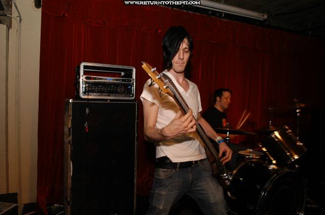 [call me lightning on Apr 10, 2005 at AS220 (Providence, RI)]