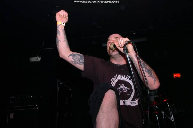 [catastrophic on Apr 22, 2005 at the Palladium - second stage (Worcester, Ma)]