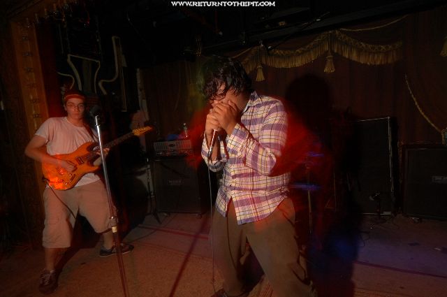 [cavour on Aug 14, 2005 at Ralph's Chadwick Square Rock Club (Worcester, MA)]