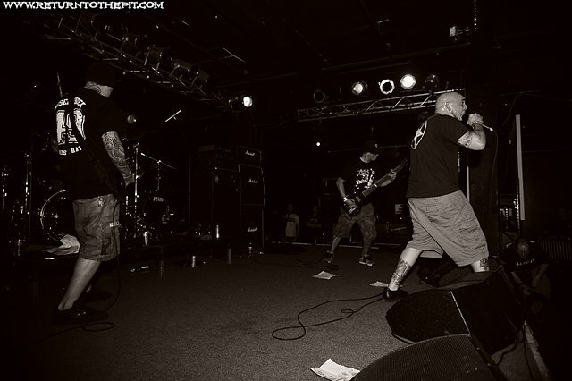 [circle of dead children on May 25, 2008 at Sonar (Baltimore, MD)]