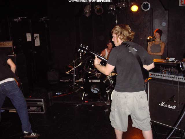 [dasai on Sep 15, 2002 at Skatefest Second Stage The Palladium (Worcester, MA)]
