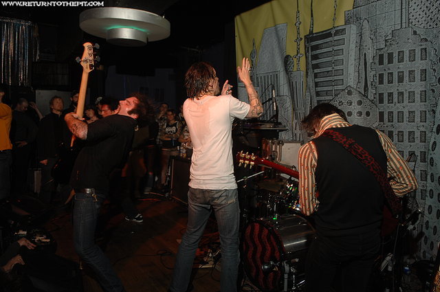 [daughters on Apr 12, 2007 at the Roxy (Boston, Ma)]