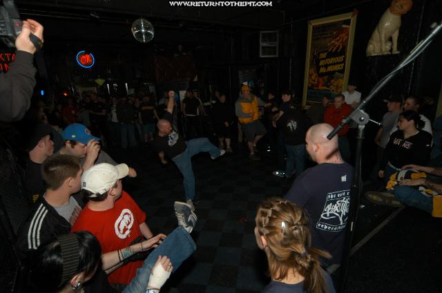 [death before dishonor on Mar 27, 2004 at the Green Room (Providence, RI)]