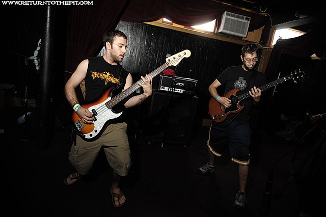[defleshuary on Aug 9, 2008 at Club Hell (Providence, RI)]