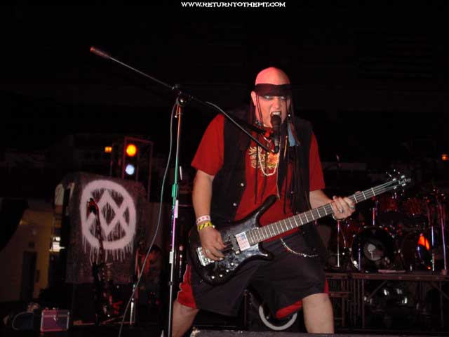 [diamond rexx on Jul 27, 2002 at Milwaukee Metalfest Day 2 crash (Milwaukee, WI)]