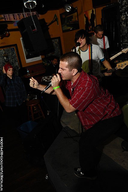 [disaster strikes on Nov 29, 2008 at Midway Cafe (Jamaica Plain, MA)]