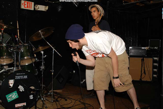 [akela on May 11, 2003 at The Lucky Dog Music Hall (Worcester, MA)]