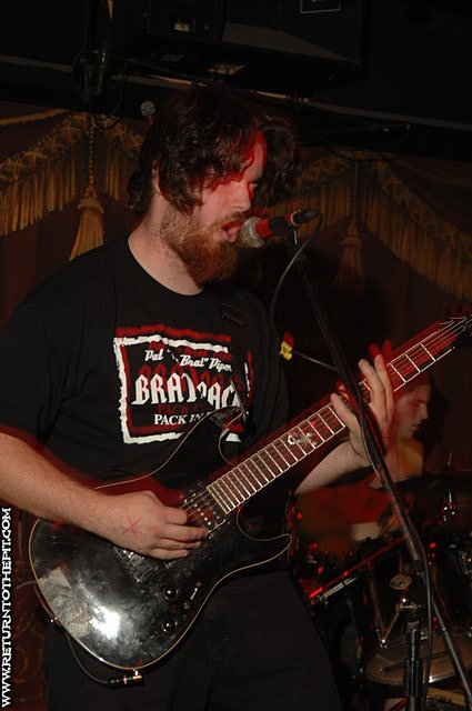 [dominatus on Oct 18, 2007 at Ralph's Chadwick Square Rock Club (Worcester, MA)]