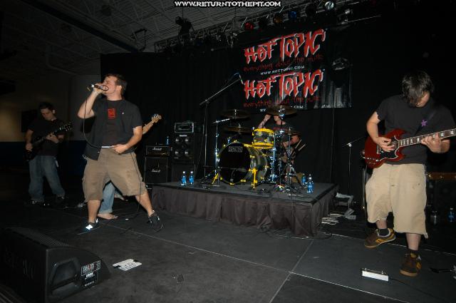 [drive without on Jul 24, 2004 at Hellfest - Hot Topic Stage (Elizabeth, NJ)]