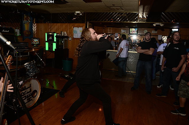 [early graves on Sep 22, 2012 at Rimmon Club (Manchester, NH)]
