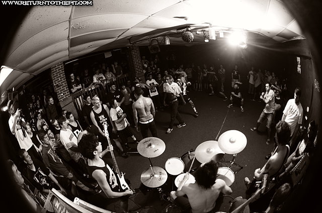 [east beast on Aug 25, 2012 at Anchors Up (Haverhill, MA)]