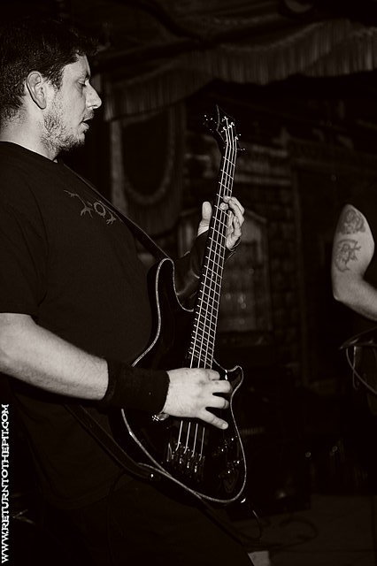 [fires of old on Nov 12, 2010 at Ralph's (Worcester, MA)]