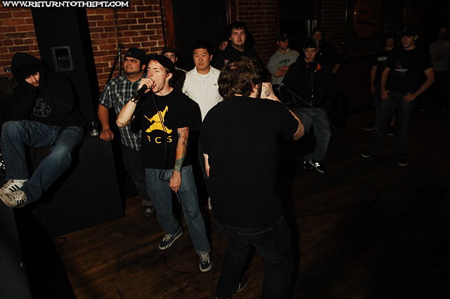 [flesh and blood on Nov 25, 2007 at Dover Brick House (Dover, NH)]