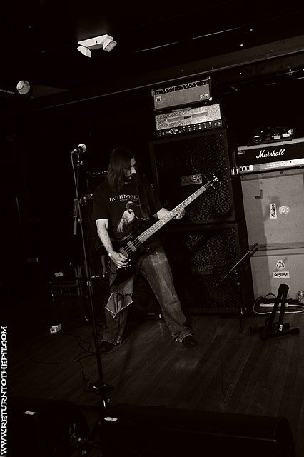 [fresh kill on Dec 2, 2011 at Club Lido (Revere, MA)]