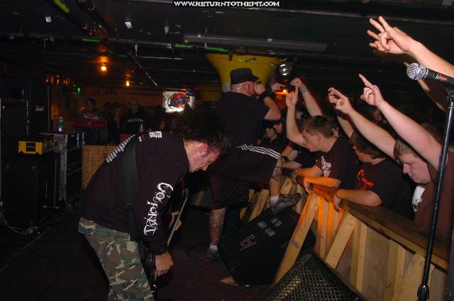 [full blown chaos on Nov 2, 2005 at the Bombshelter (Manchester, NH)]