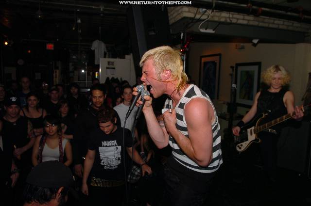 [get killed on Apr 21, 2005 at AS220 (Providence, RI)]