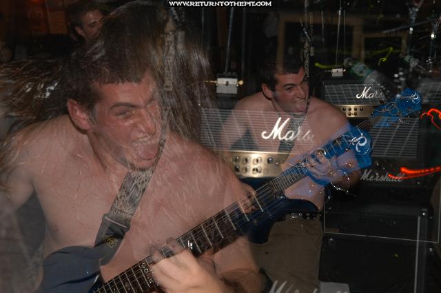 [goratory on Oct 8, 2004 at Safari Lounge (Providence, RI)]