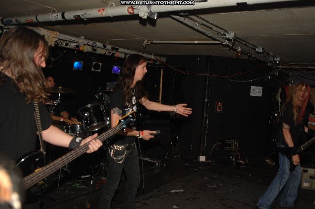 [grave on Oct 13, 2006 at Middle East (Cambridge, Ma)]