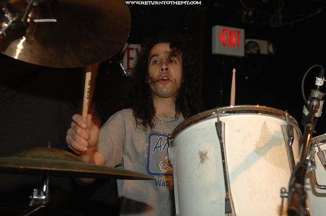 [gutwrench on Jan 23, 2007 at The Lucky Dog Music Hall (Worcester, MA)]