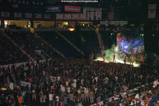 [gwar on Jun 25, 2005 at Tsongas Arena (Lowell, Ma)]