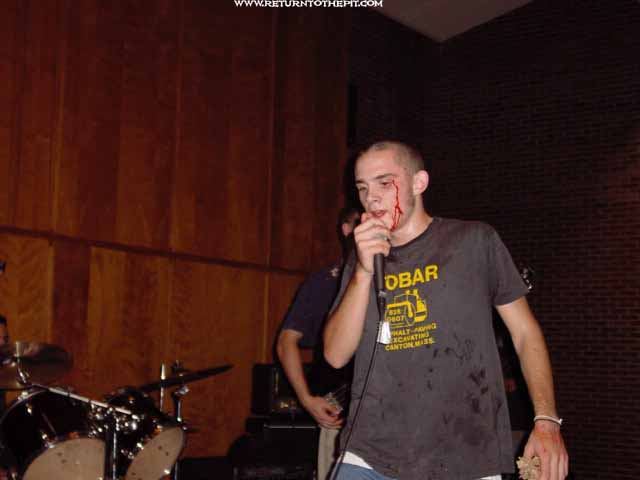 [held hostage on Sep 21, 2002 at Return to the Pit 6 year concert - Stratford Rm (Durham, NH)]