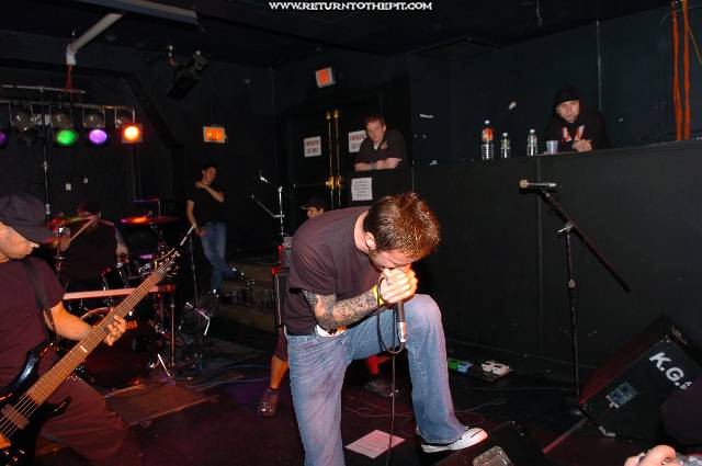 [hell within on Apr 24, 2005 at the Palladium - second stage (Worcester, Ma)]