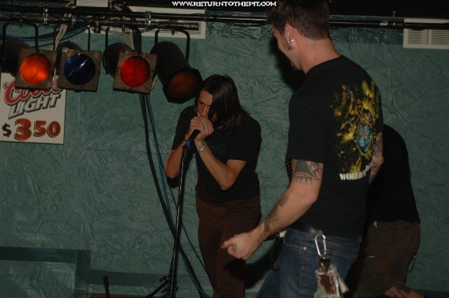 [hell within on Apr 13, 2006 at Mark's Showplace (Bedford, NH)]