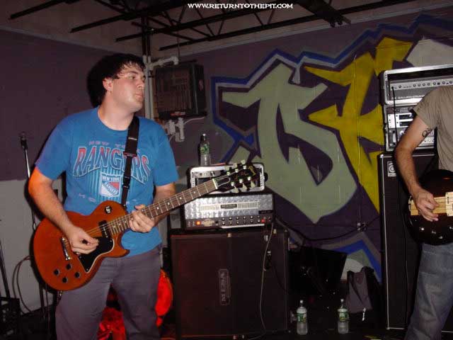 [hopesfall on Jun 25, 2002 at Club Drifter's (Nashua, NH)]