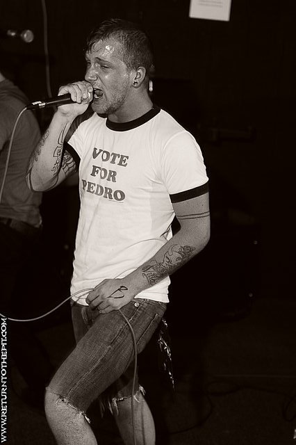 [imaforestfire on May 14, 2010 at Rocko's (Manchester, NH)]
