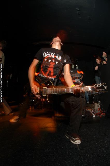 [it dies today on Sep 17, 2004 at the Palladium - Second Stage (Worcester, Ma)]