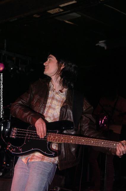 [it was the best of times on Dec 15, 2005 at the Living Room (Providence, RI)]