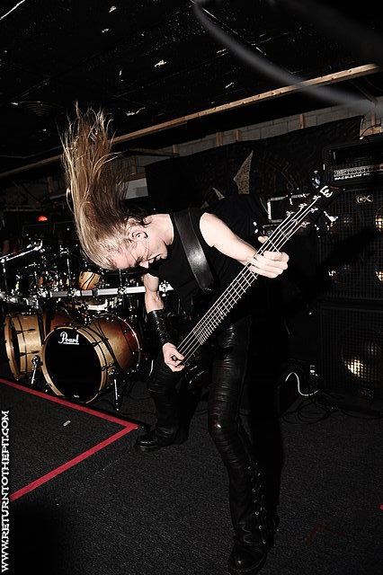 [keep of kalessin on Nov 4, 2010 at Rocko's (Manchester, NH)]