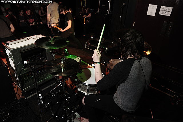 [legacy on Apr 14, 2011 at the Palladium - Secondstage (Worcester, MA)]