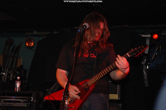 [my pet demon on Feb 23, 2006 at Mark's Showplace (Bedford, NH)]