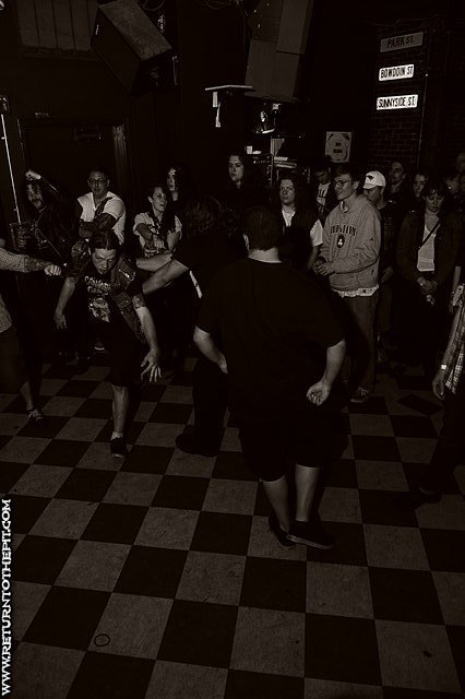 [occultist on May 22, 2012 at Great Scott's (Allston, MA)]