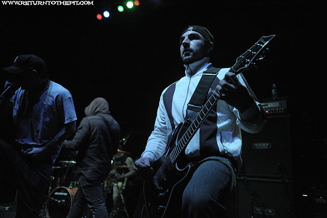 [on broken wings on Feb 29, 2008 at the Palladium (Worcester, MA)]