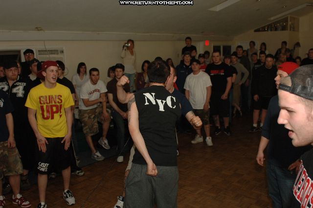 [on dogs on Apr 15, 2006 at VFW (Kingston, NH)]
