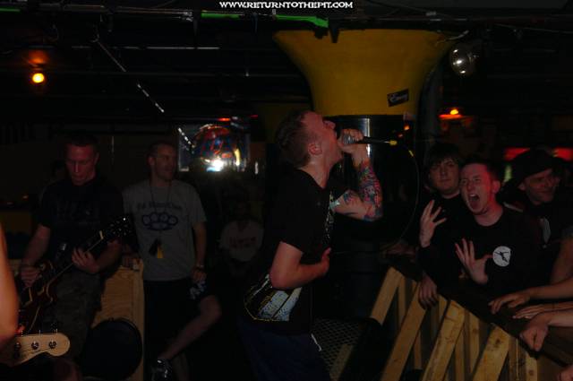 [outbreak on Jun 2, 2005 at the Bombshelter (Manchester, NH)]