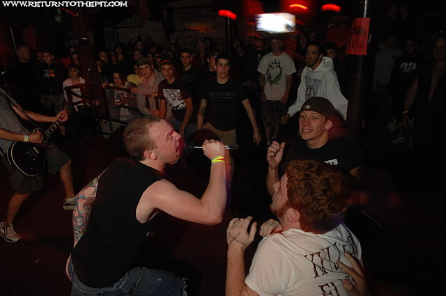 [outbreak on Oct 14, 2007 at Club Hell (Providence, RI)]