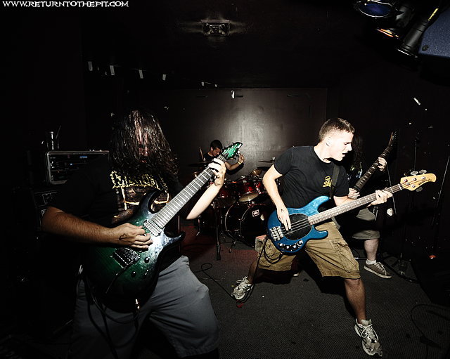 [parasitic extirpation on Sep 4, 2008 at O'Briens Pub (Allston, MA)]