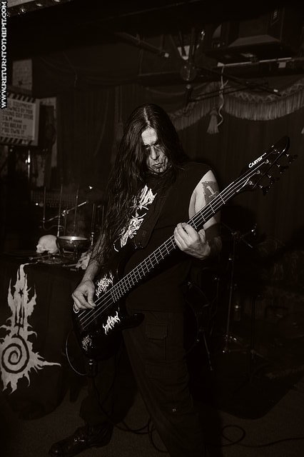 [pseudogod on Oct 16, 2015 at Ralph's (Worcester, MA)]