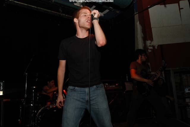 [puritys failure on Aug 17, 2003 at the Met Cafe (Providence, RI)]
