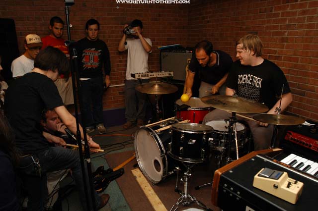 [q and not u on Sep 10, 2003 at the Grill on the Hill (Storrs, CT)]