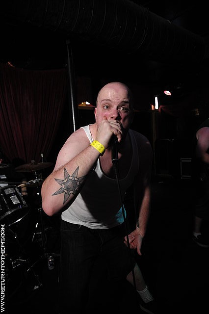 [rampant decay on May 10, 2009 at Club Hell (Providence, RI)]