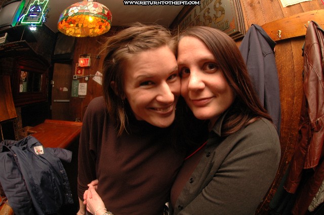 [randomshots on Apr 25, 2006 at O'Briens Pub (Allston, Ma)]