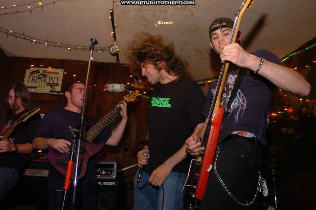 [ravage on Sep 11, 2005 at O'Briens Pub (Allston, Ma)]